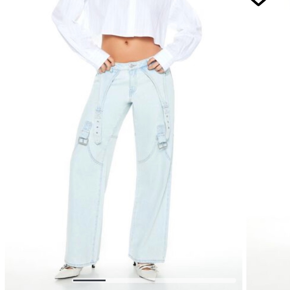 Forever 21 Buckled Baggy Low Rise Jeans - Size 27